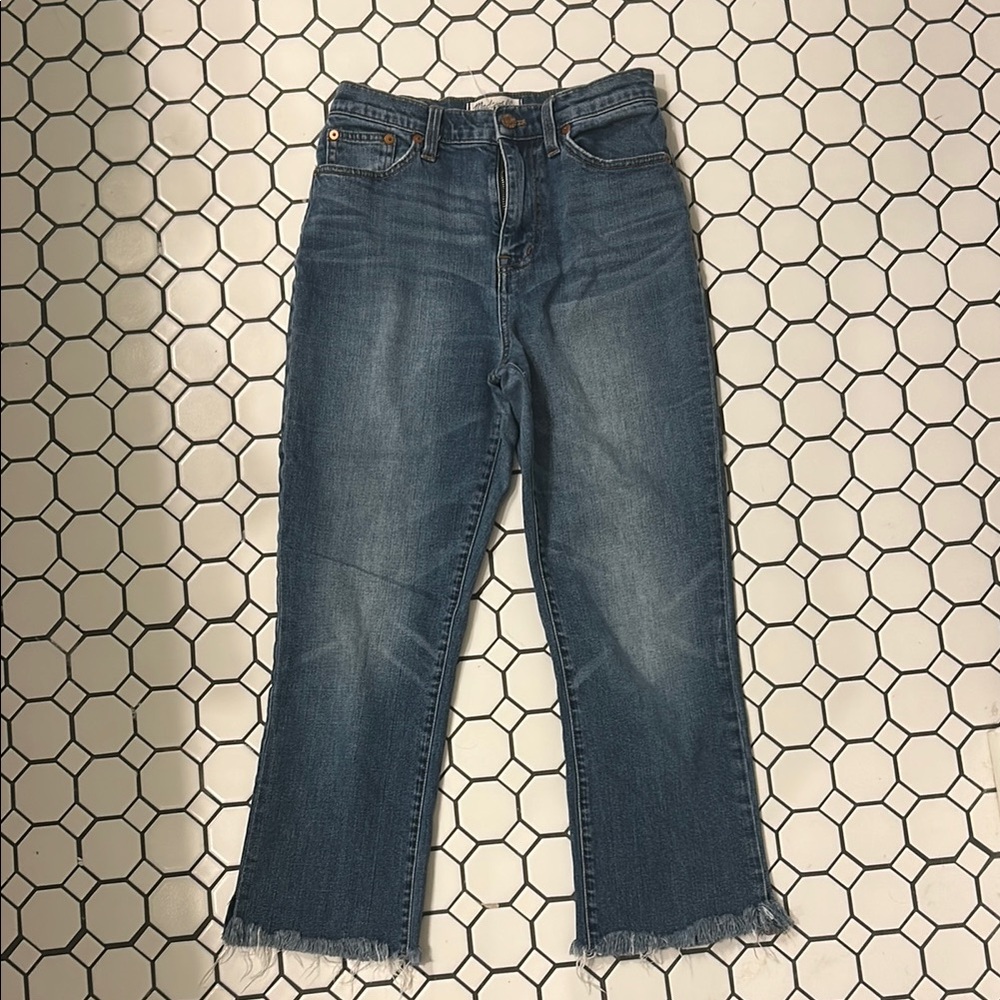 Madewell Cropped Frayed Ankle Jeans EUC size 26